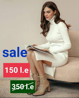 Picture of Off white half neck basic tunic