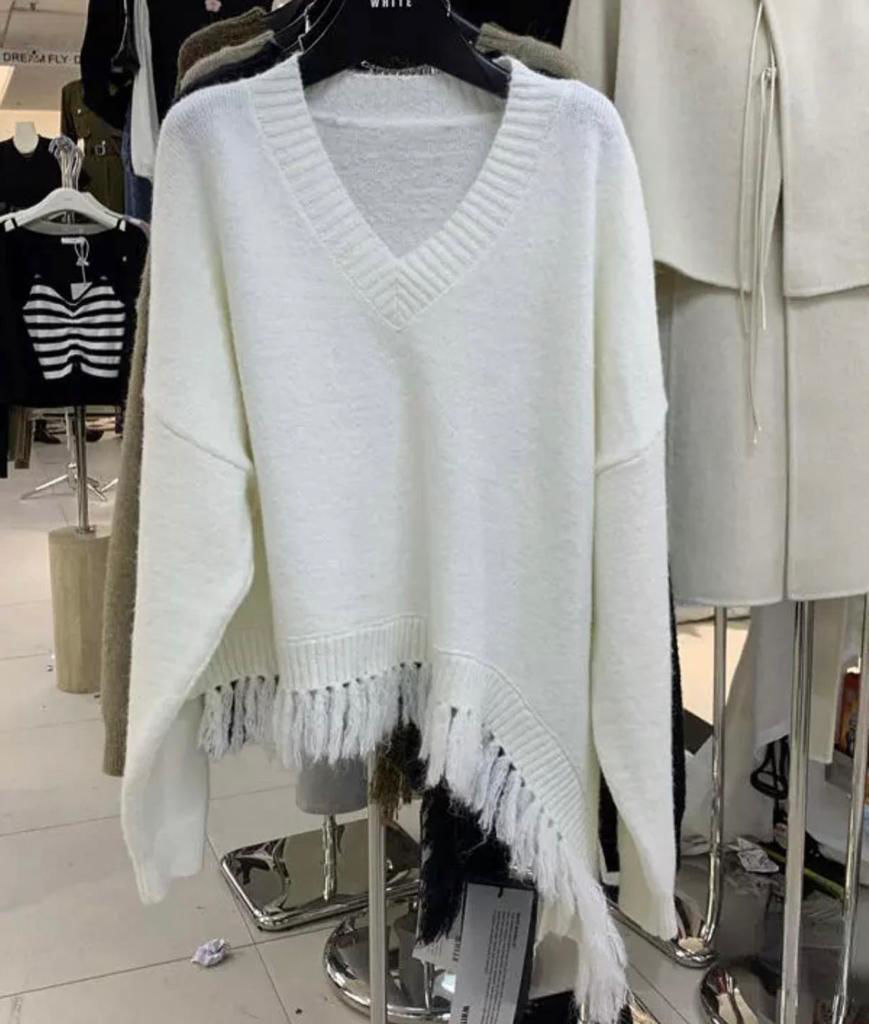 Picture of Women’s casual off white  sold  pullover