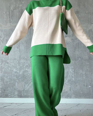 Picture of 2 piece check green & white suit